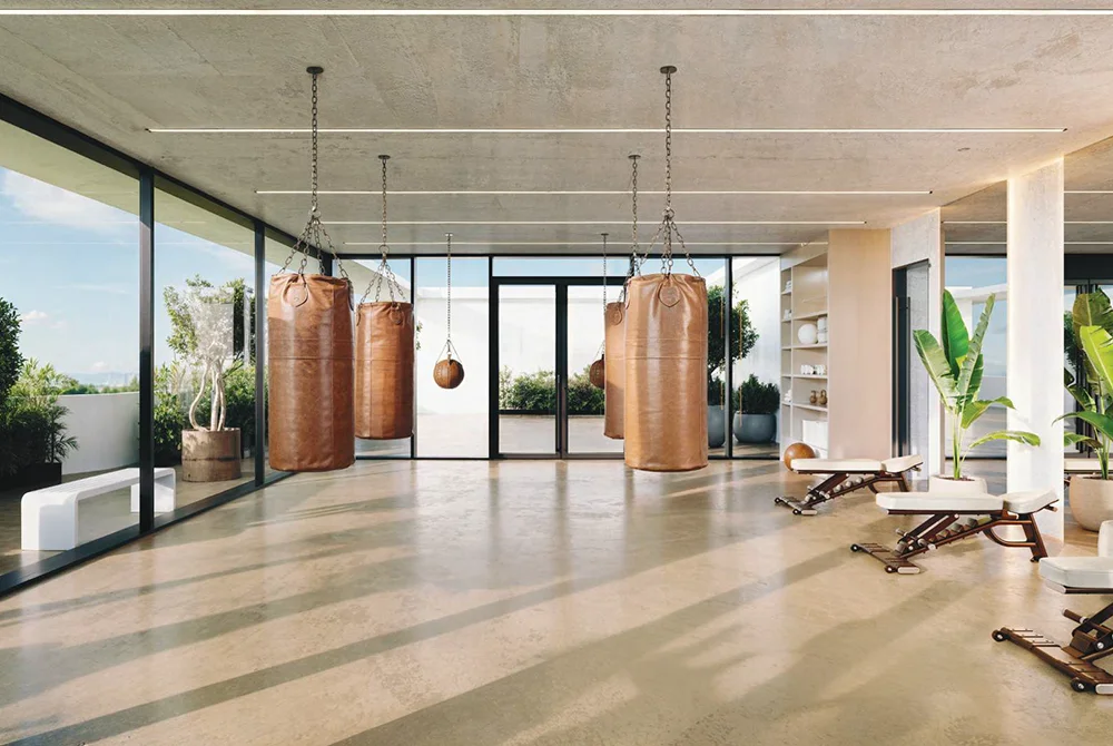 Gate Eleven Residences gallery image 36